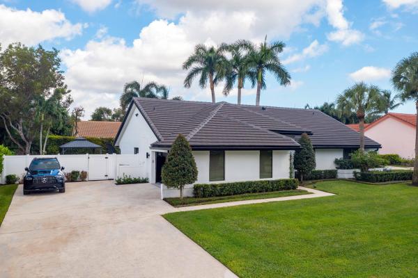 Verona Woods, 2963 Calabria Way, Delray Beach, Florida 33445, image 2