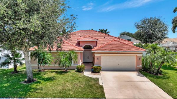 Indianwood Village, 6037 Indian Forest Cir, Lake Worth Beach, Florida 33463, image 1