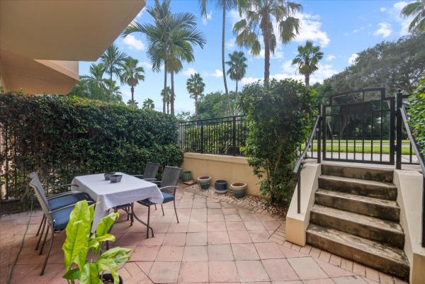 Harbour Oaks, 2568 Gardens Pkwy, Palm Beach Gardens, Florida 33410, image 2