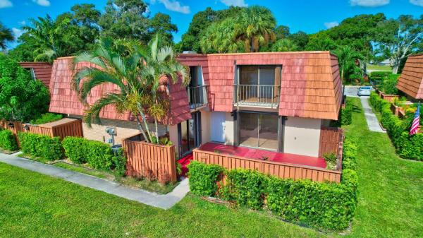 Sandalwood At Boynton Beach, 738 Buttonwood Ln, Boynton Beach, Florida 33436, image 1