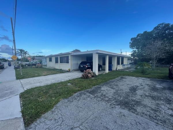 Acrehome Park, 1549 W 28th St, Riviera Beach, Florida 33404, image 1