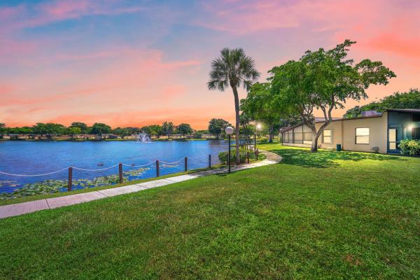 Villas At Carriage Hills Lakeside, 302 Cambridge Rd #2-35, Hollywood, Florida 33024, image 1