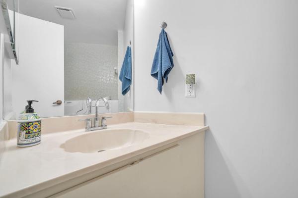 Villas At Carriage Hills Lakeside, 302 Cambridge Rd #2-35, Hollywood, Florida 33024, image 2