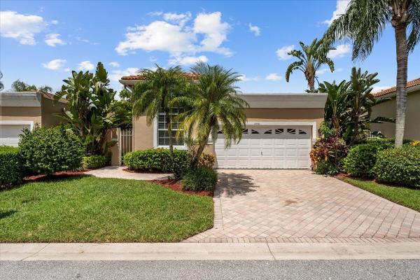 Cambridge At Wycliffe, 4550 Carlton Golf Dr, Wellington, Florida 33449, image 1