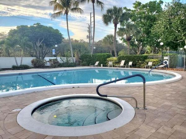 Fairmont Place, 10578 Fern Tree Way, Boynton Beach, Florida 33436, image 3