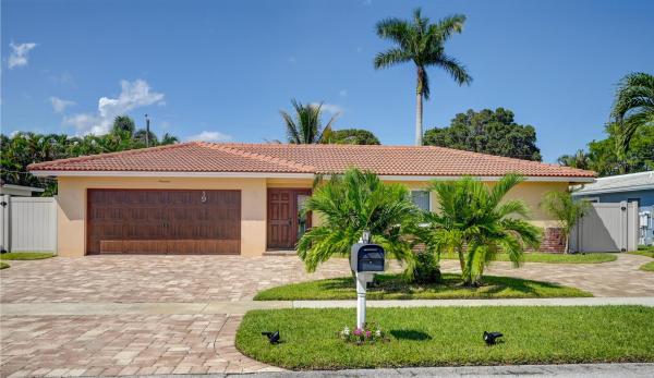 University Park Country Club Estates, 19 Tam O Shanter Ln, Boca Raton, Florida 33431, image 1