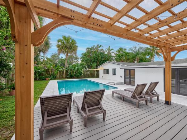 Seacrest Hills, 2624 SW 6th St, Boynton Beach, Florida 33435, image 1