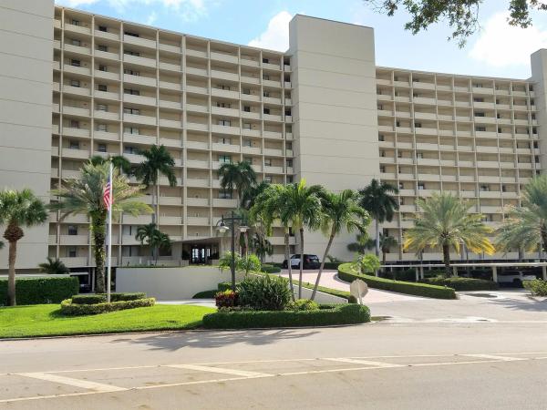Quay North, 136 Lakeshore Dr #210, North Palm Beach, Florida 33408, image 1