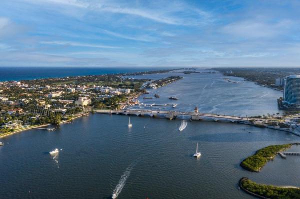 Metropolitan, 403 S Sapodilla Ave #604, West Palm Beach, Florida 33401, image 2