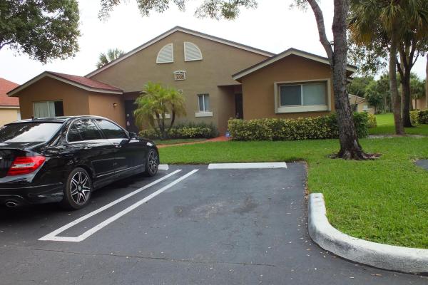 St Andrews Palm Beach, 1008 Lake Victoria Dr #B, West Palm Beach, Florida 33411, image 1