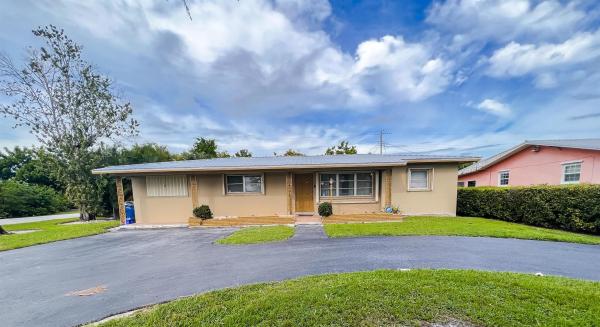 Jay & Roe Park, 980 SE 3rd St, Belle Glade, Florida 33430, image 1