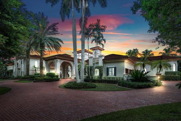 Long Lake Estates, 8465 Twin Lake Dr, Boca Raton, Florida 33496, image 1