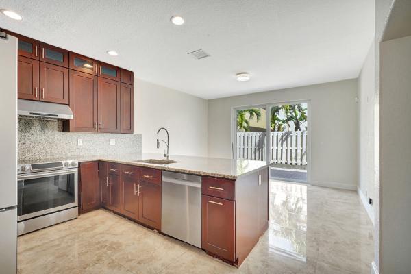 Tahoe At Lakes Of Laguna, 4125 Winnipeg Way, West Palm Beach, Florida 33409, image 1