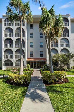 Tierra Del Sol, 250 NE 20th St #108, Boca Raton, Florida 33431, image 1