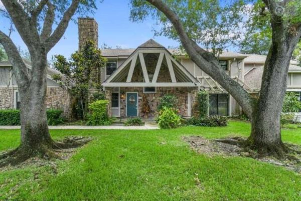 Hanover East Of Wellington, 1972 Derby Trl, Wellington, Florida 33414, image 1