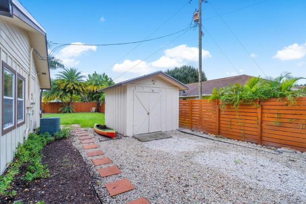 Roan Lane, 9332 Roan Ln, West Palm Beach, Florida 33403, image 2