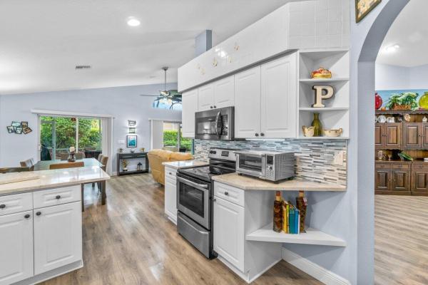The Estates At Oak Hamlet, 1644 Oak Berry Cir, Wellington, Florida 33414, image 2