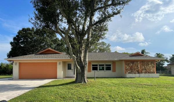 Park Trail Acres, 1105 Heron Ave, Fort Pierce, Florida 34982, image 1
