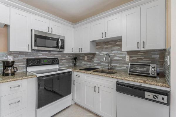 Normandy At Kings Point, 895 Normandy S, Delray Beach, Florida 33484, image 2