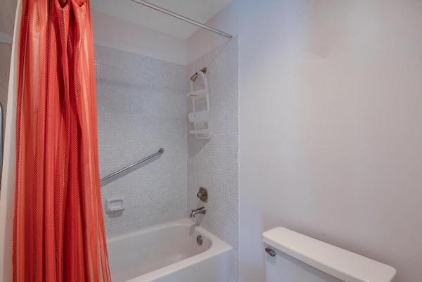 The Pines Of Delray North, 1950 NW 13th St #201, Delray Beach, Florida 33445, image 3