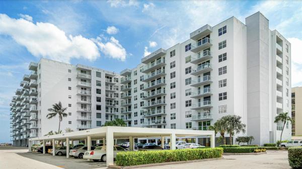 The Patrician Of Palm Beach, 3450 S Ocean Blvd #324, Palm Beach, Florida 33480, image 1