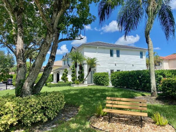 Sonata At Mission Bay, 20252 Monteverdi Cir, Boca Raton, Florida 33498, image 2