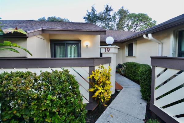 Strathmore Gate, 19 Black Birch Ct, Royal Palm Beach, Florida 33411, image 1