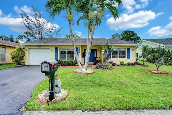 Lucerne Lakes North, 4155 Pine Green Run, Lake Worth Beach, Florida 33467, image 1