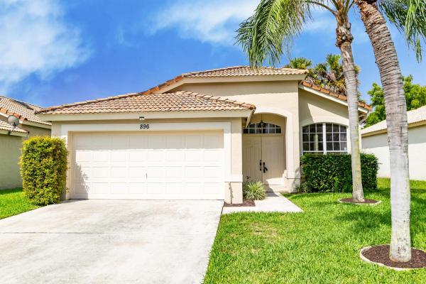 Monterey On The Lake, 896 Lake Wellington Dr, Wellington, Florida 33414, image 1