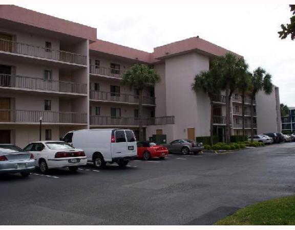 Olympus Village, 5917 Via Vermilya #304, Lake Worth Beach, Florida 33462, image 1