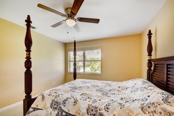 Lake Boynton Estates, 800 SW 1st Ct, Boynton Beach, Florida 33426, image 2