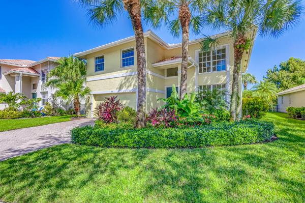 Hidden Hollow, 150 Hidden Hollow Dr, Palm Beach Gardens, Florida 33418, image 1