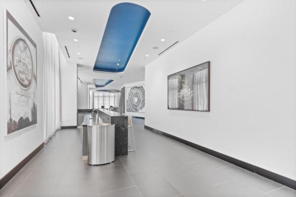Paramount Miami Worldcenter, 851 NE 1st Ave #302, Miami, Florida 33132, image 1