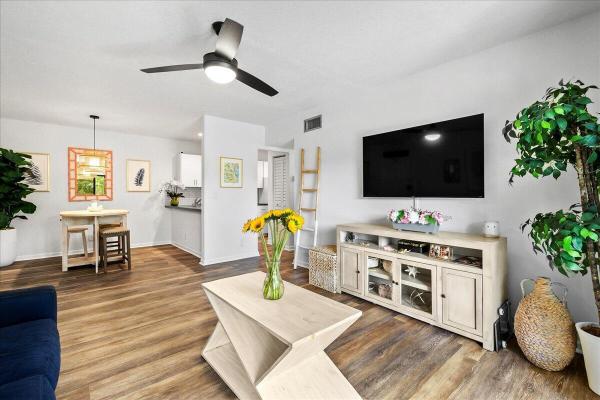 Glenbrook, 3400 Gardens East Dr #3b, Palm Beach Gardens, Florida 33410, image 1