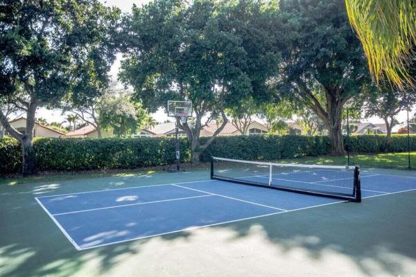 Valencia Isles, 7318 Kahana Dr, Boynton Beach, Florida 33437, image 2