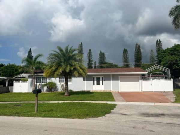Polo Club Estates, 1027 Egremont Dr, West Palm Beach, Florida 33406, image 1