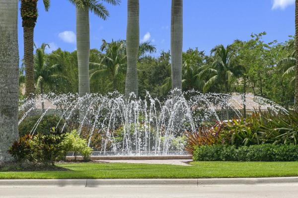 Lakefield West, 1981 S Club Dr, Wellington, Florida 33414, image 3