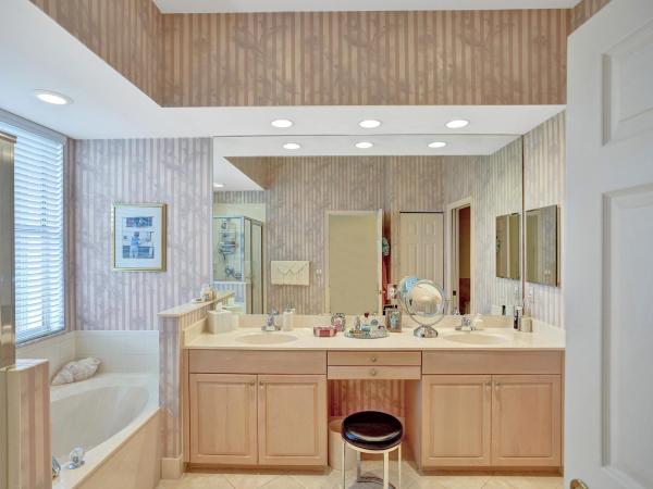Carrington Lakes, 7757 Carrington Ct, Boynton Beach, Florida 33472, image 2