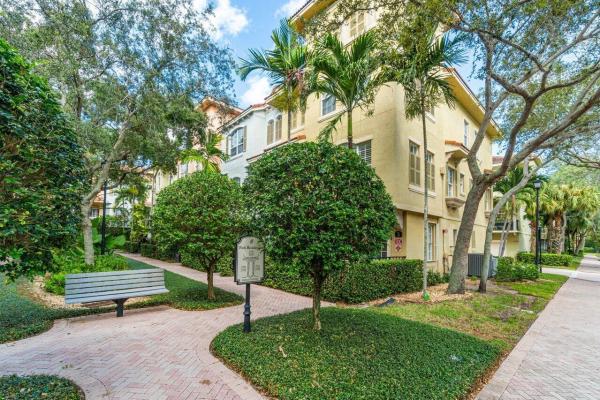 Harbour Oaks, 2729 Ravella Way, Palm Beach Gardens, Florida 33410, image 1