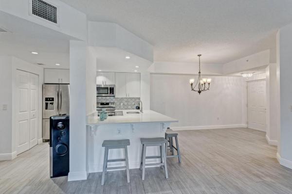 Calabria At San Matera, 3018 Alcazar Pl #101, Palm Beach Gardens, Florida 33410, image 2