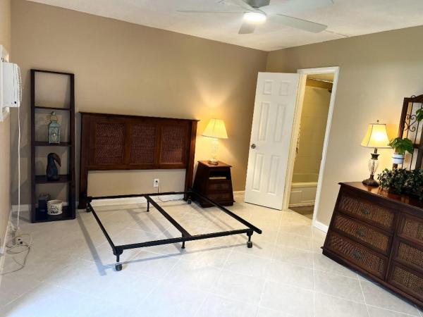 Sheffield At Century Village, 355 Sheffield O, West Palm Beach, Florida 33417, image 2