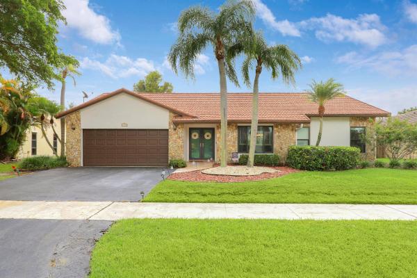 Royal Springs South, 7900 NW 19th St, Margate, Florida 33063, image 1