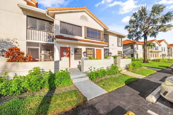 Sun Valley East, 9717 Sills Dr #203, Boynton Beach, Florida 33437, image 1