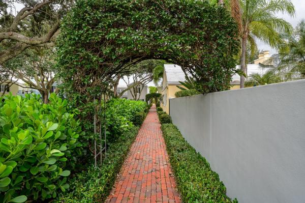 Charleston Place, 5900 Michaux St, Boca Raton, Florida 33433, image 3