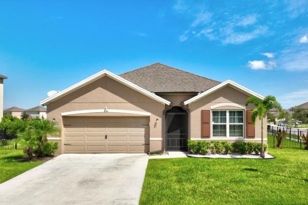 Creekside, 3146 Tidewater Cir, Fort Pierce, Florida 34945, image 1