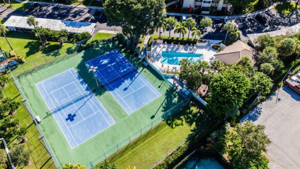 Oak Harbour, 318 Oak Harbour Dr, Juno Beach, Florida 33408, image 1