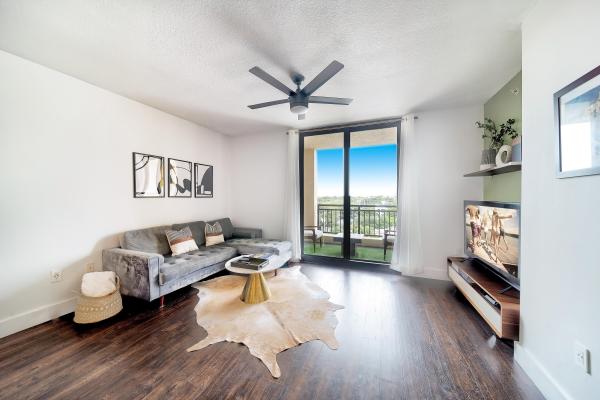 The Waverly At Las Olas, 100 N Federal Hwy #528, Fort Lauderdale, Florida 33301, image 1