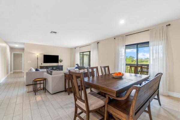 Golf Cottages, 11355 Pond View Dr #D203, Wellington, Florida 33414, image 1