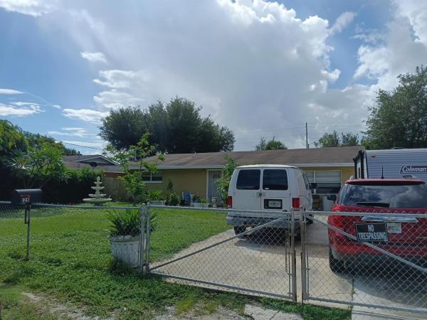 Sunset Park, 125 Wisteria Ave, Fort Pierce, Florida 34982, image 1