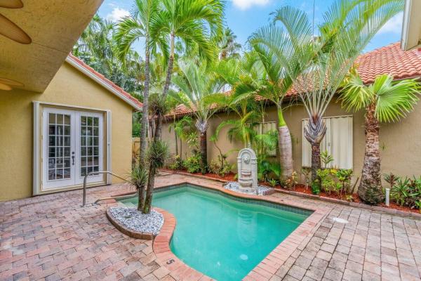 Gateway Gardens, 4965 Tropical Garden Dr, Boynton Beach, Florida 33436, image 2